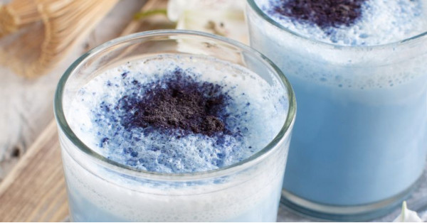 Matcha Azul: Qué Es, Qué Sabor Tiene y Receta para Prepararlo