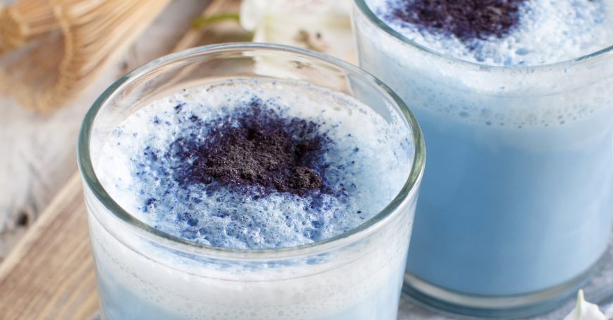 Matcha Blu: Cos'è, Che Sapore Ha e Ricetta per Prepararlo