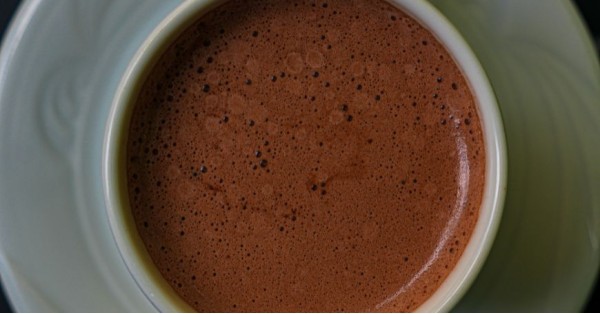 Cioccolata Calda ai Funghi: Ricetta con Cacao e Funghi Funzionali