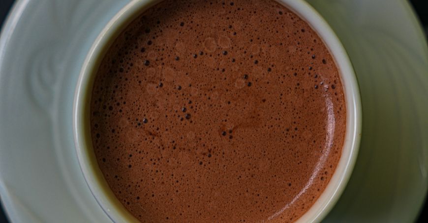 Cioccolata Calda ai Funghi: Ricetta con Cacao e Funghi Funzionali