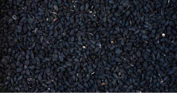 Cumino Nero (Nigella Sativa): Proprietà, Benefici e Uso