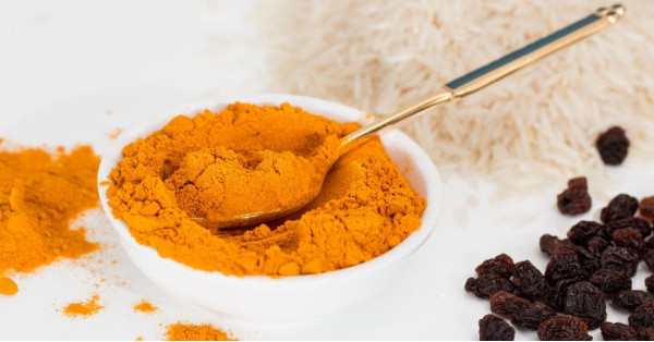 Curry : qu'est-ce que c'est, propriétés, bienfaits et comment l'utiliser en cuisine