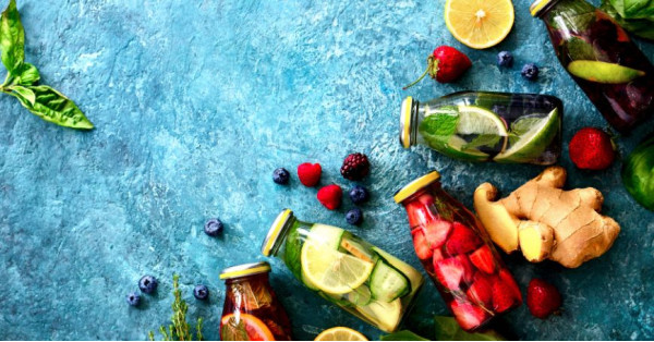 Frühjahrs-Detox: Wie man den Körper reinigt und die Energien zurückgewinnt