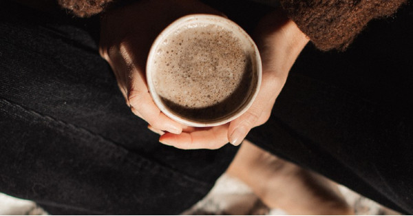 Hojicha Latte: Was ist es und wie man es zubereitet