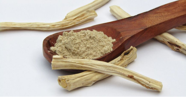 Shatavari o Asparagus Racemosus: Proprietà, Benefici e Controindicazioni		