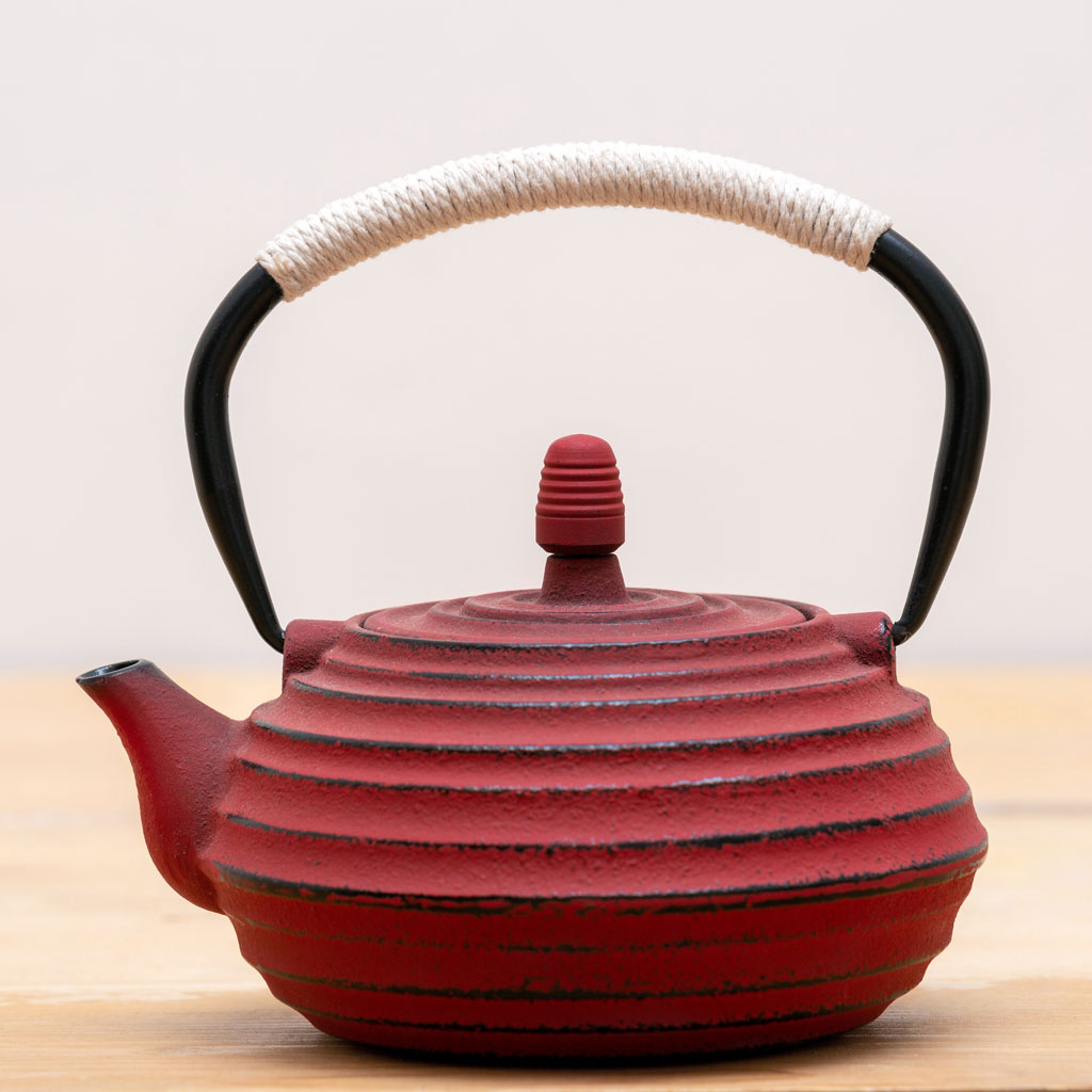 Stile Asia Japan Hit Teiera in ghisa 1,5 L con colino da tè 