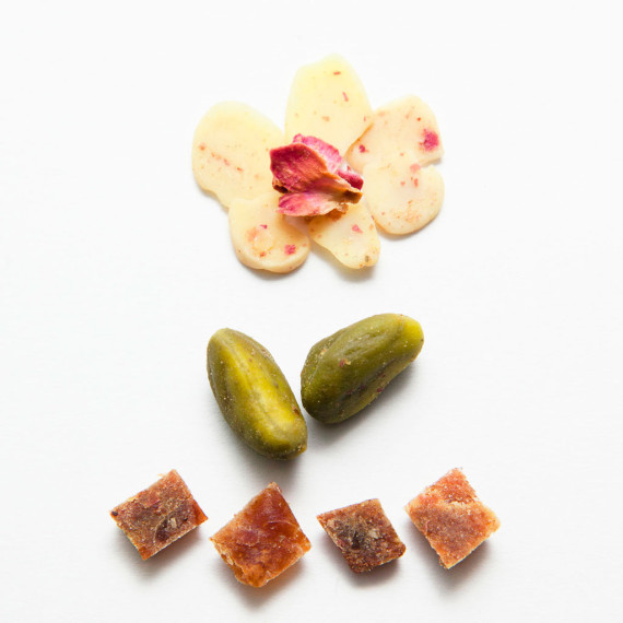 Dates & Pistachio